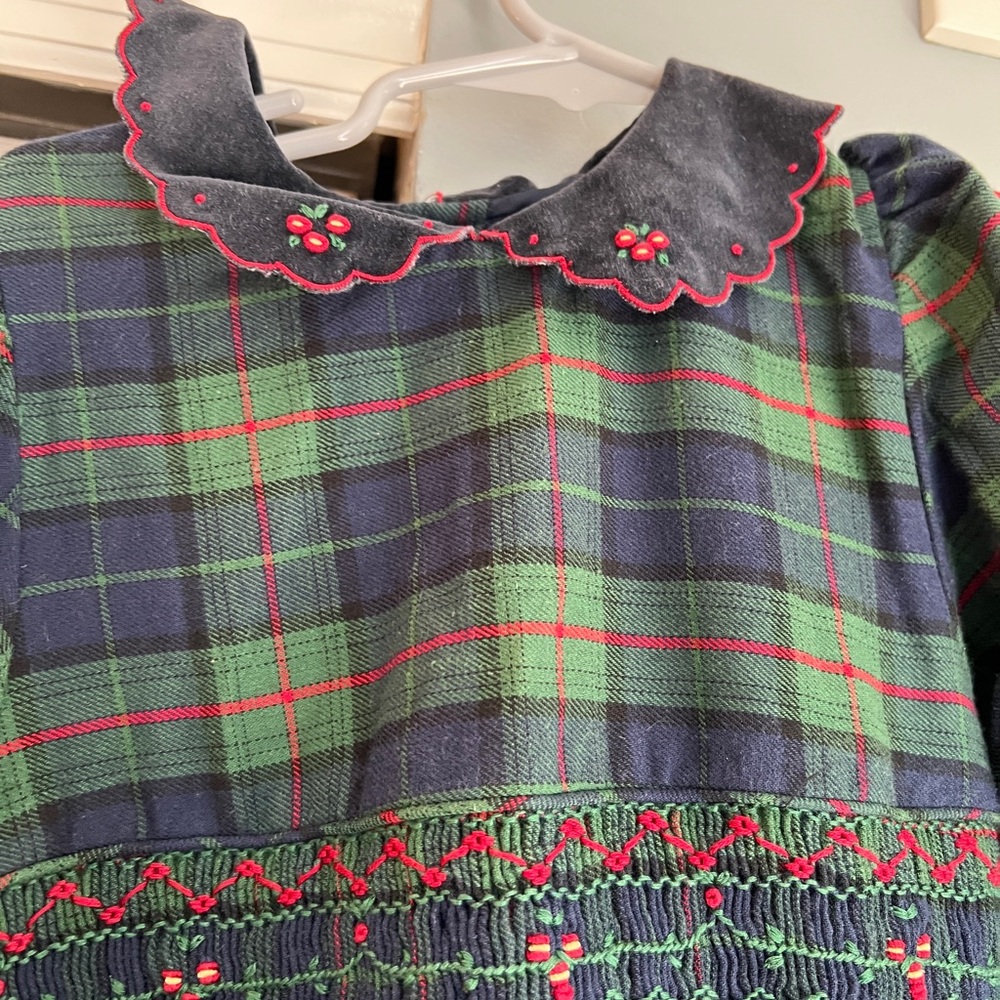 Just FRIENDS Green red Blue Plaid Dress medium girl toddler smocked velvet - Picture 3 of 5